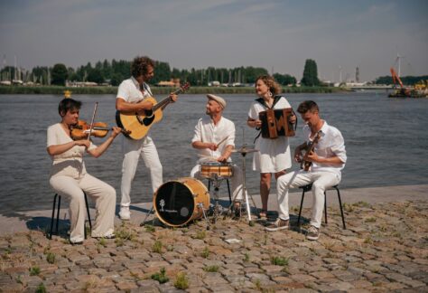 Broes: folkconcert live in cc Vredeberg Lier op 12/2/2026
